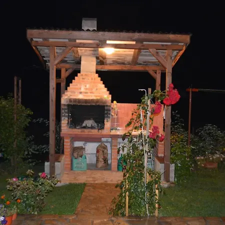 Guest house Meandrite
