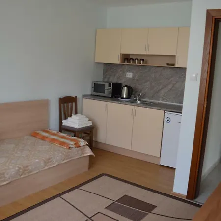 Meandrite Guest house